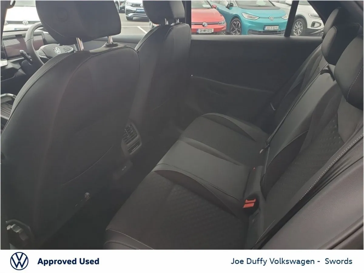 Volkswagen T-Roc R-LINE 1.5TSI 150HP MHEV - Image 5