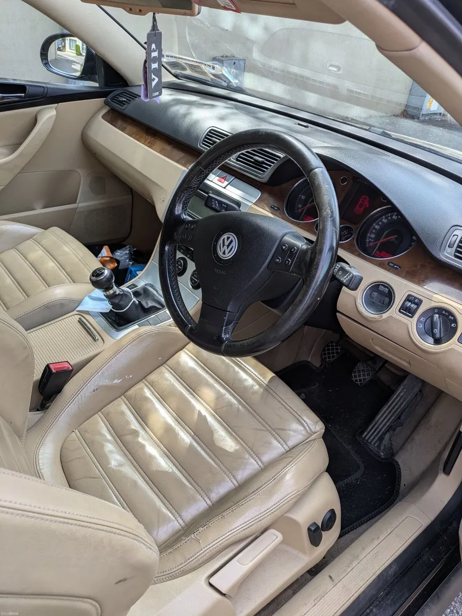 Volkswagen Passat 2008 - Image 4