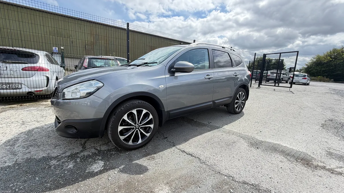 Nissan Qashqai 2014 4X4 drive N-Tech diesel 7 Seat - Image 2