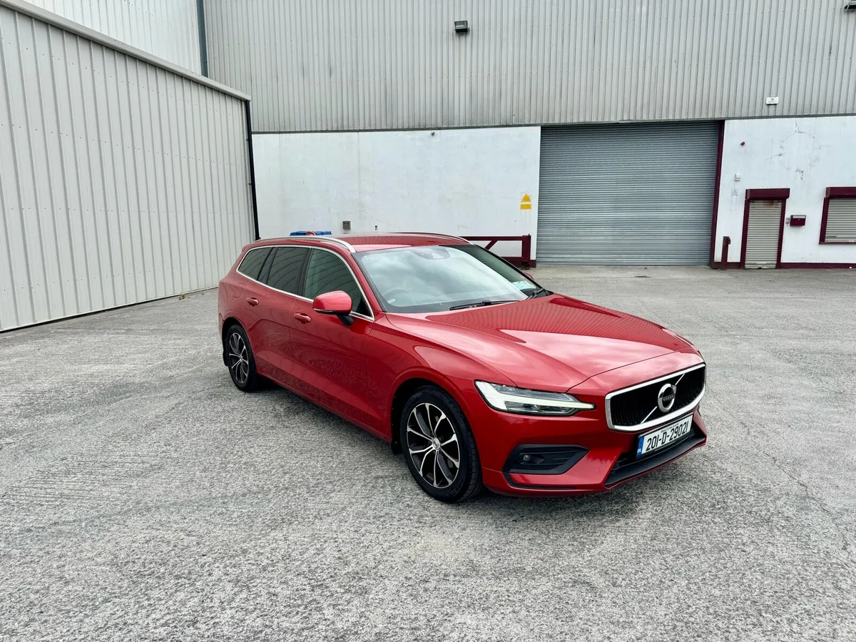 Volvo V60 2.0 D3 Momentum Pro Automatic NCT  01/28 - Image 3