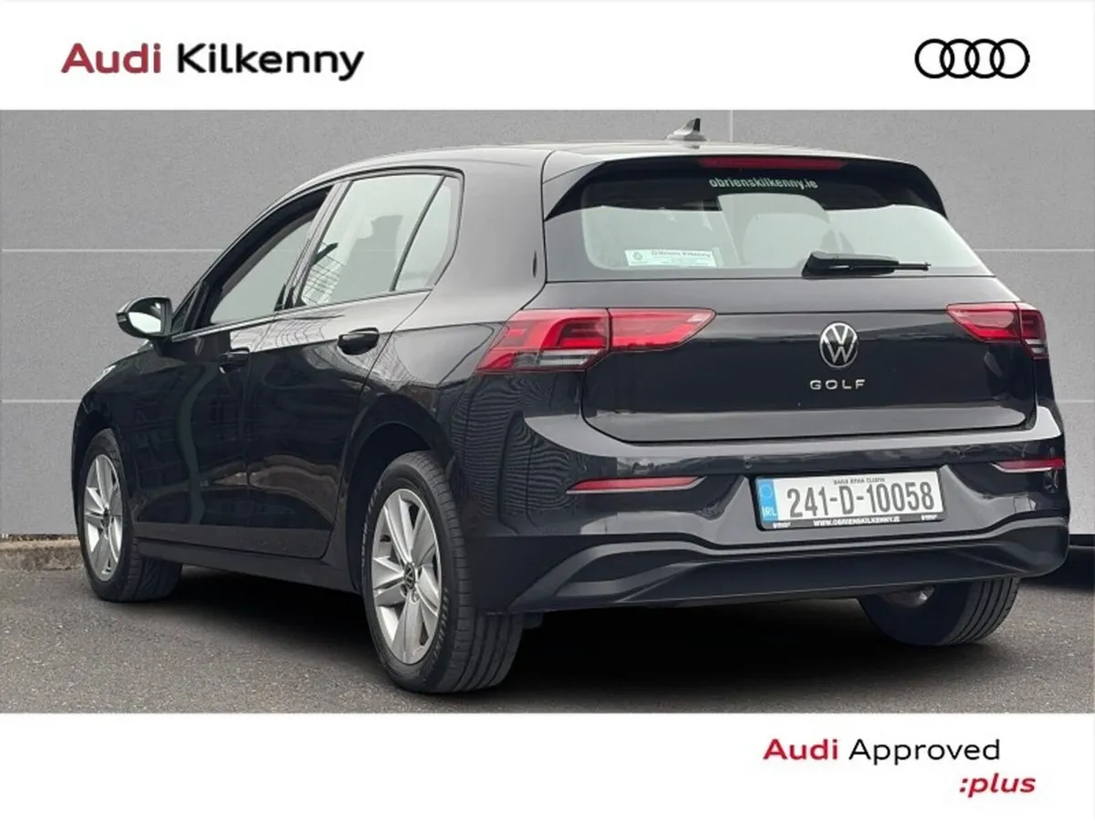 Volkswagen Golf 1.0 TSI 110HP Life - Image 3