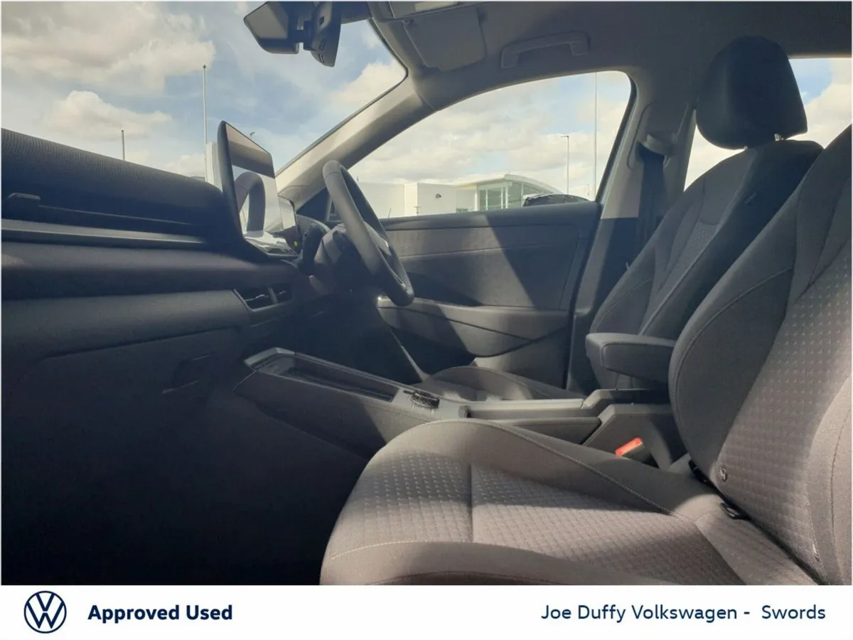 Volkswagen T-Roc LIFE 1.5TSI 116HP MHEV - Image 3