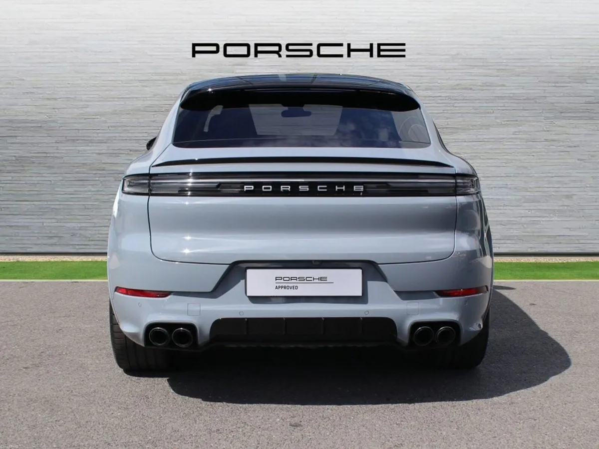 Porsche Cayenne  E-Hybrid Coupe - Image 6