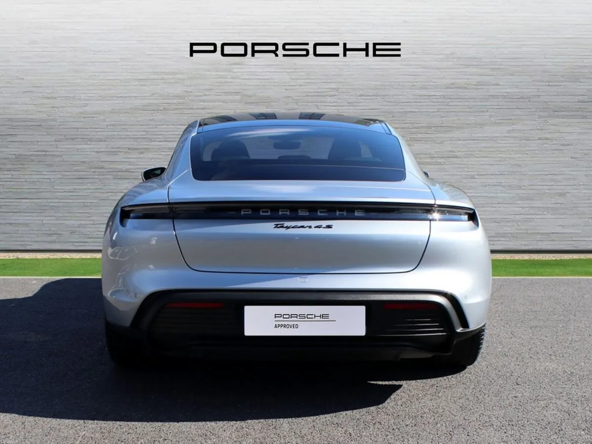 Porsche Taycan 4S - Image 6