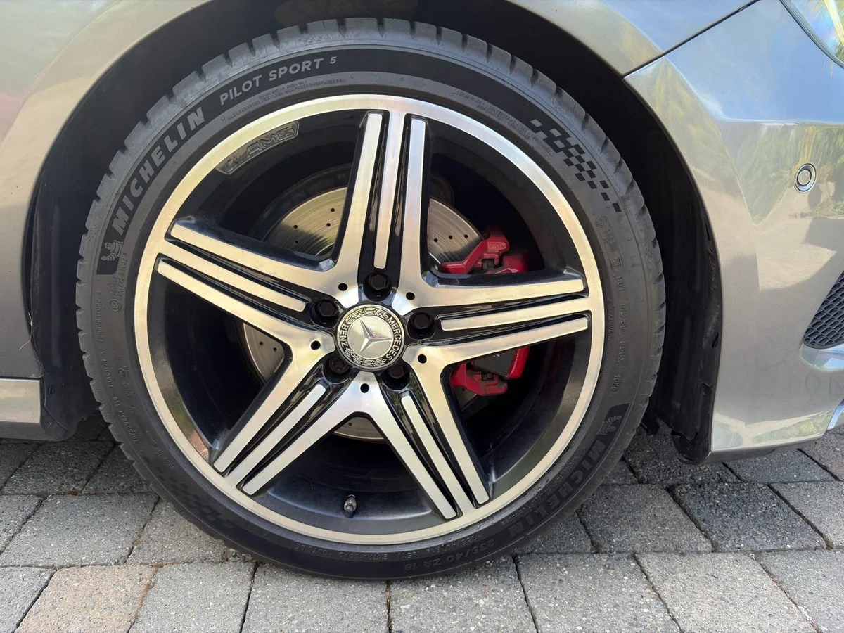 Mercedes A250 4Matic Engineered by Amg - Image 4