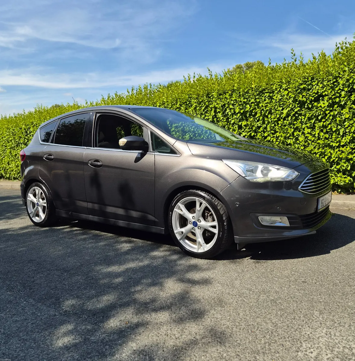 Ford C-Max 2015 ** Titanium ** 1 Ltr - Image 2