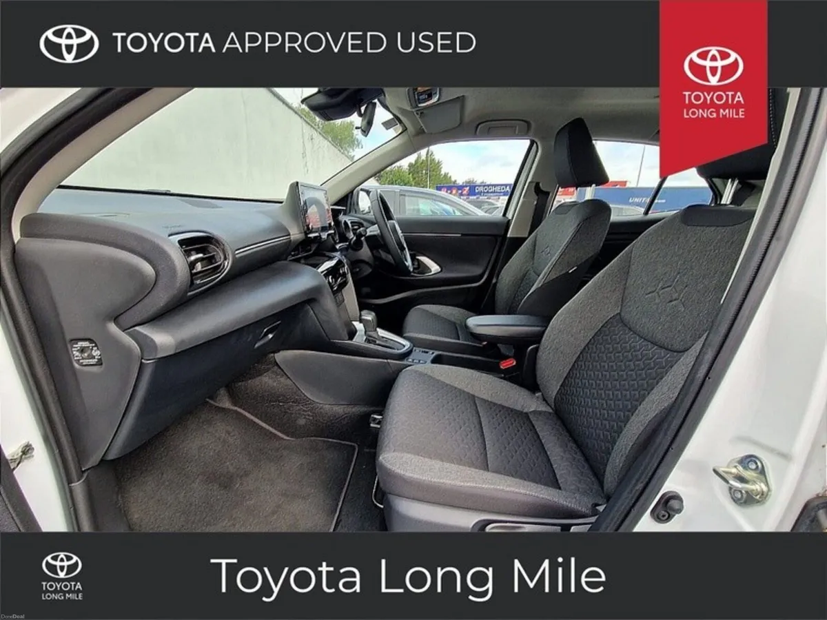 Toyota Yaris Cross 1.5 Hybrid Luna 5dr *This Car I - Image 6
