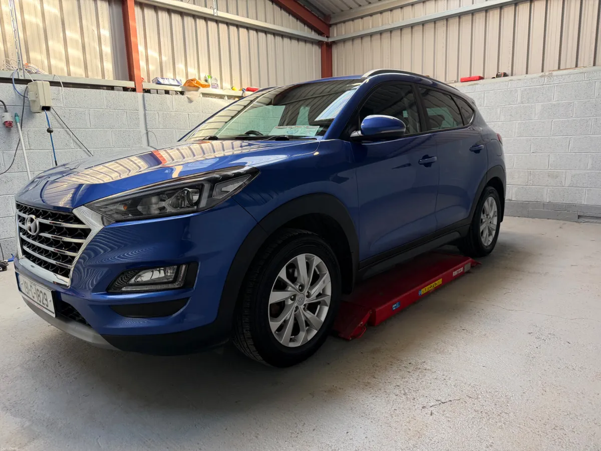 2019 HYUNDAI TUCSON EXECUTIVE - Image 4