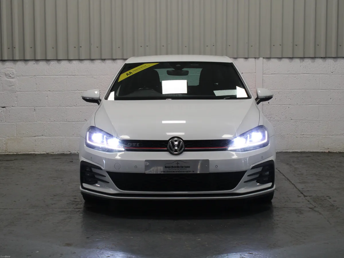 2018  Volkswagen Golf GTI - Image 2