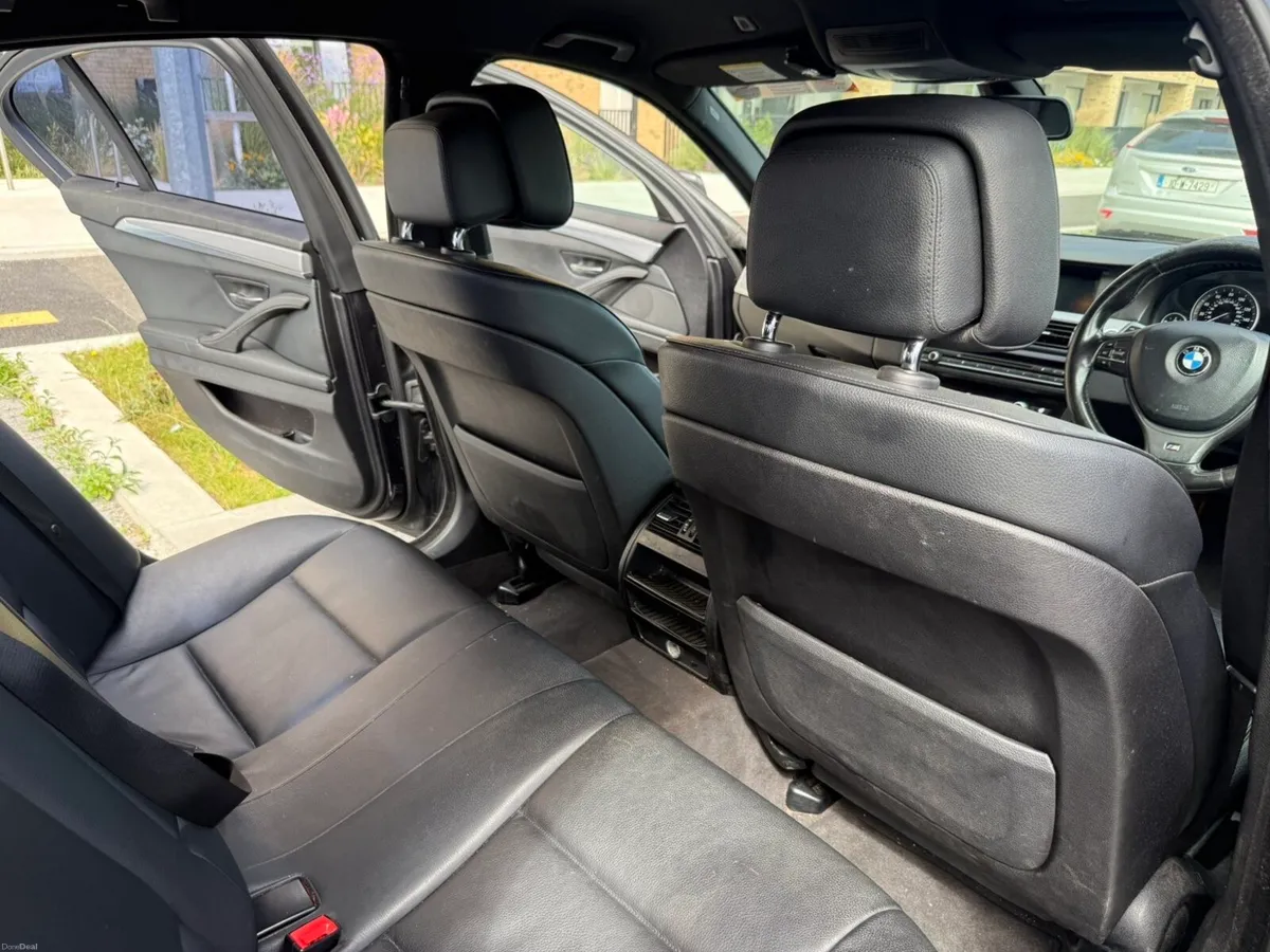 2011 BMW 5 Series - Automatic - Image 5