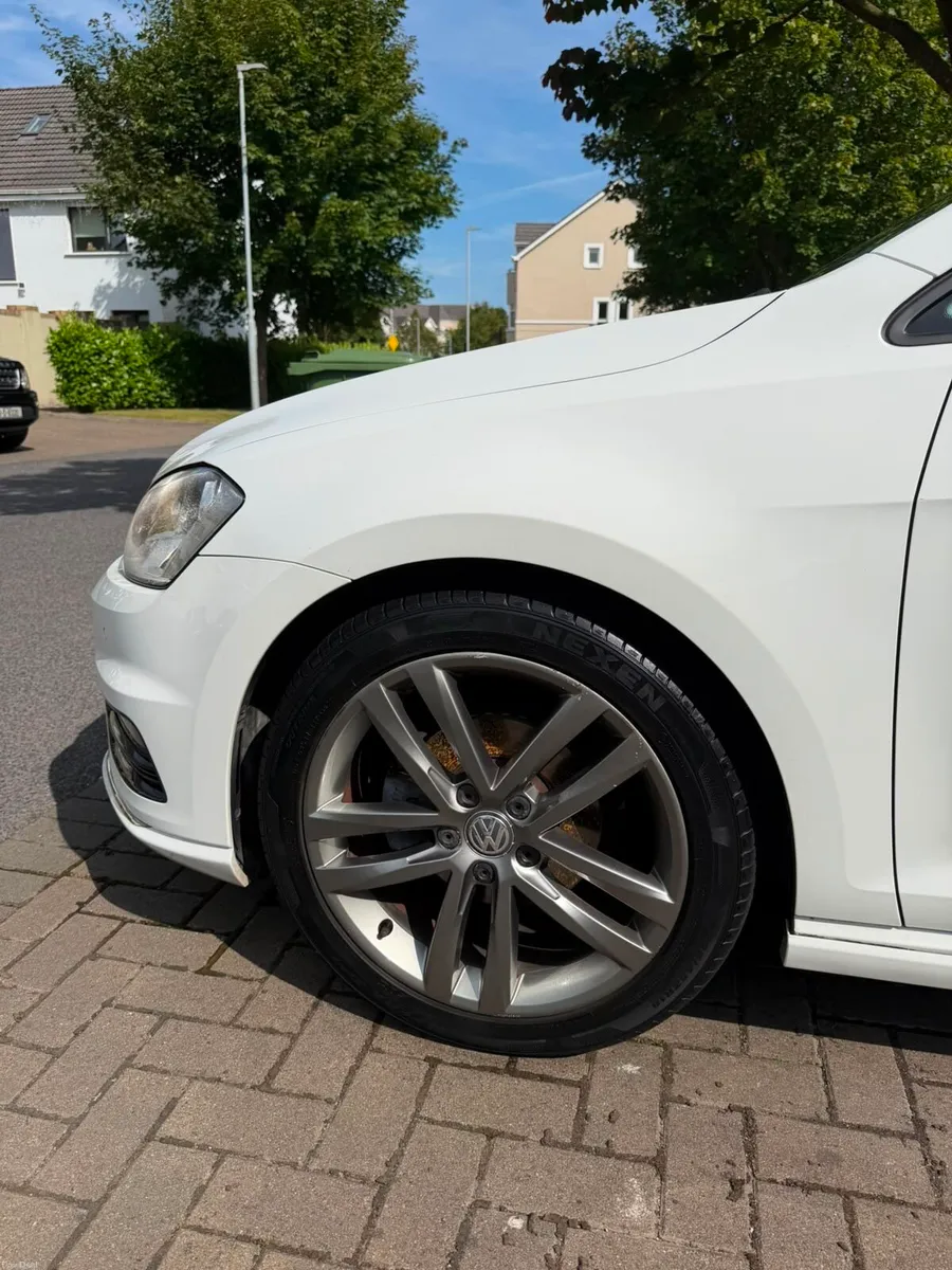 Volkswagen Golf - Image 5