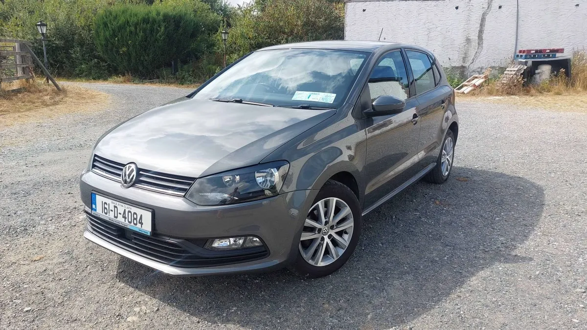 Volkswagen Polo 2016 1.0l petrol manual - Image 1