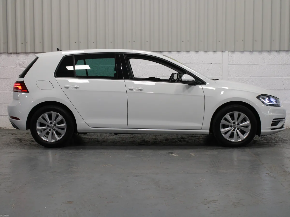2018 Volkswagen Golf - Image 4