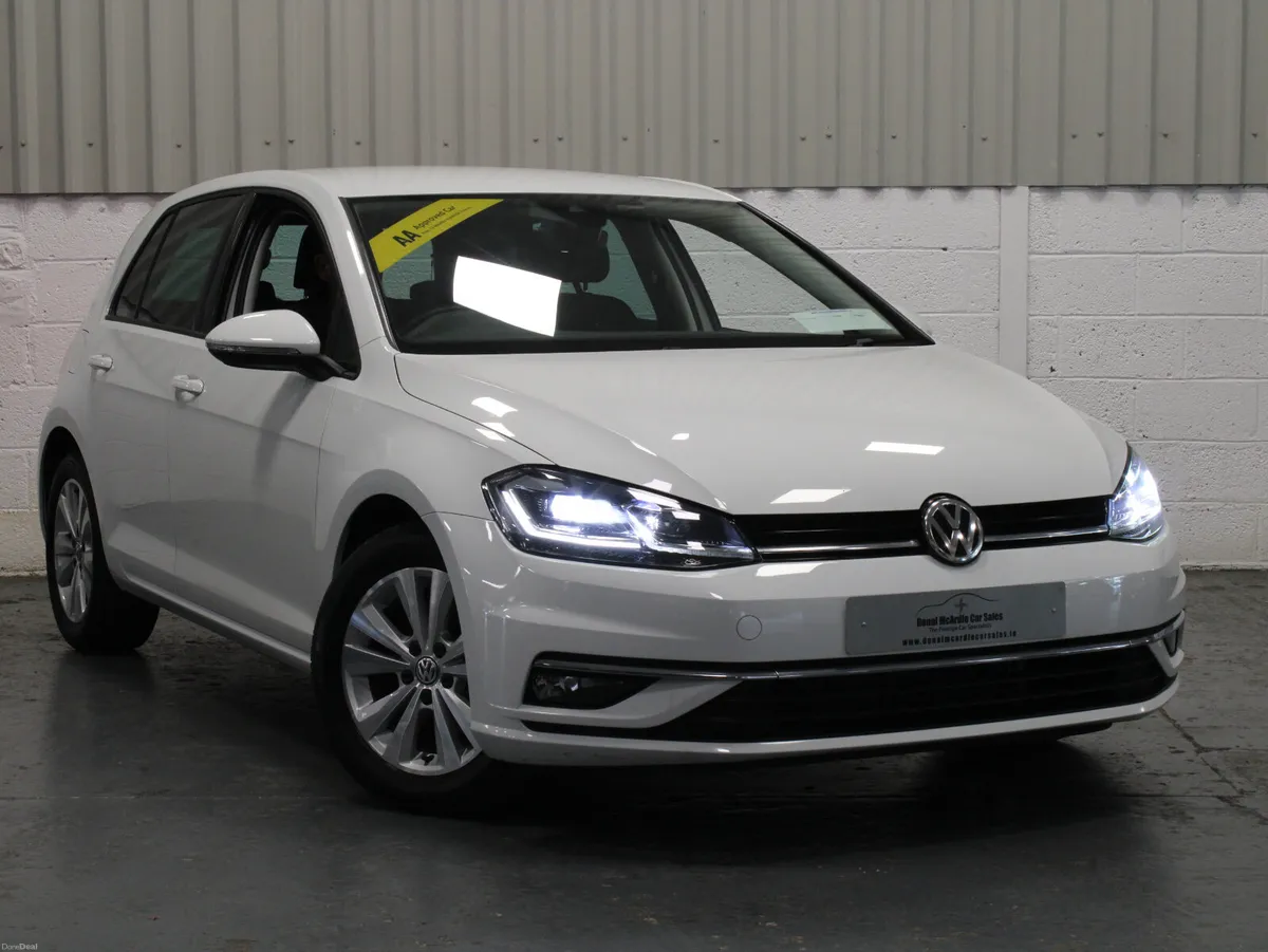 2018 Volkswagen Golf - Image 2