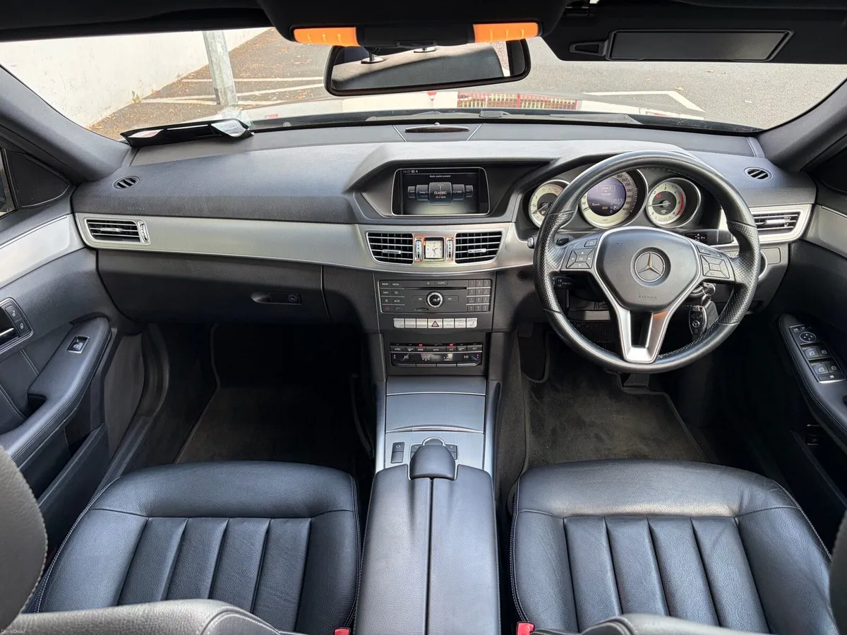 2016 Mercedes E220 Avantgarde - Image 5