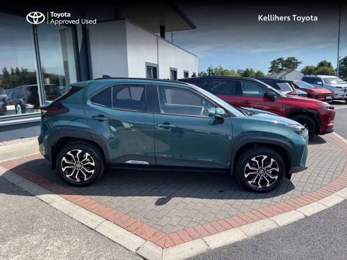 Toyota Yaris Cross LUNA SPORT - Image 3