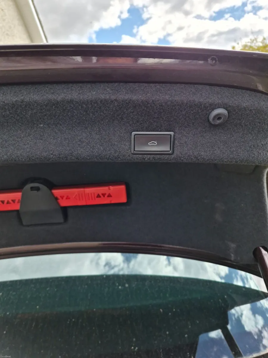 Volkswagen Passat 2018 - Image 1