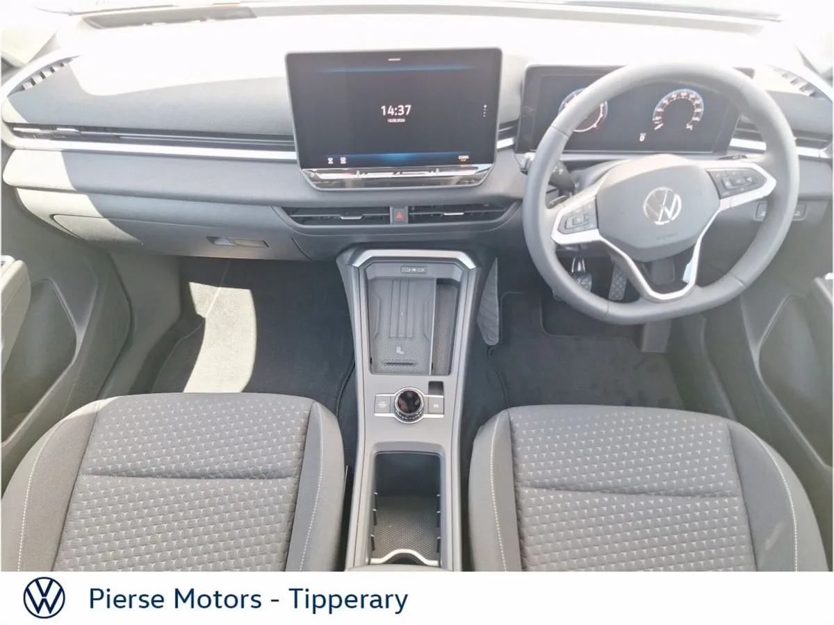 Volkswagen T-Roc LIFE 1.5TSI 116HP MHEV - Image 2