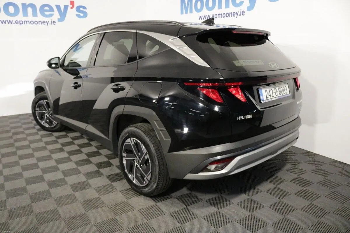 Hyundai Tucson Hybrid Executive 1.6L Petrol Automa - Image 5