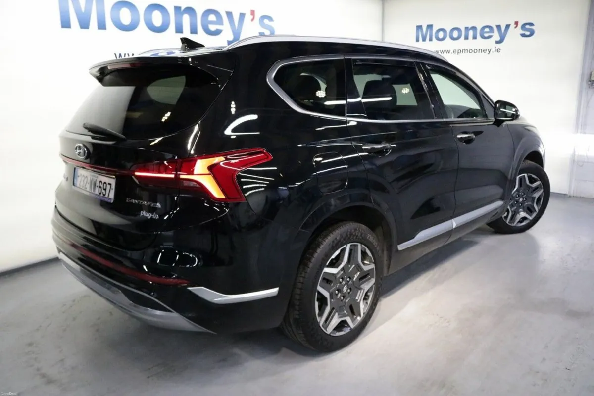 Hyundai Santa Fe PLUG IN HYBRID EXECUTIVE PLUS 4WD - Image 5