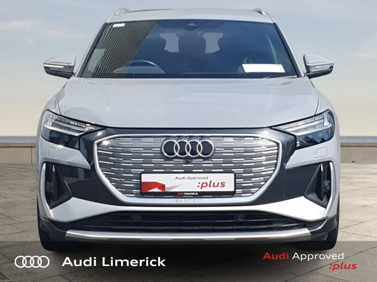 Audi Q4 e-tron S Line 45 - up to 535 kms *SONOS* - Image 2