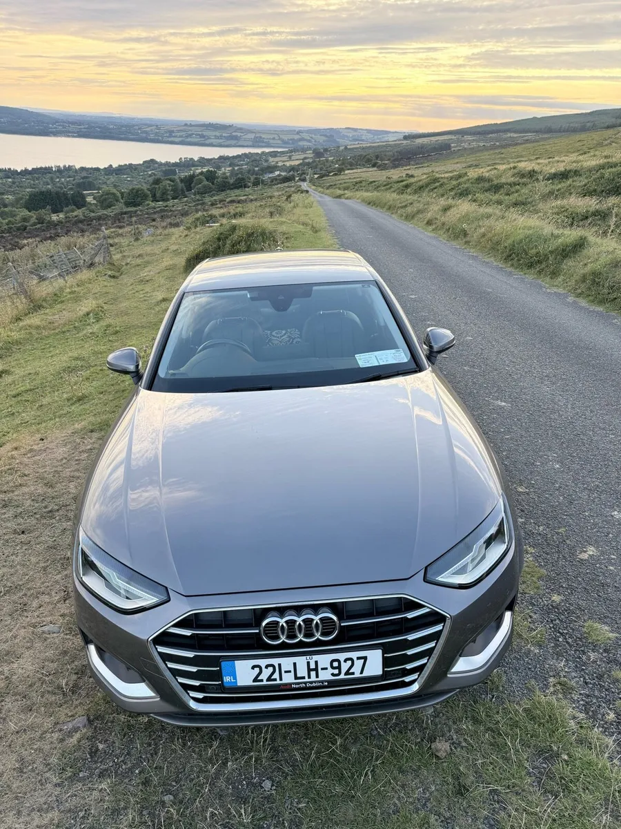 Audi A4  30 TDI 136HP S Tronic SE - Image 3