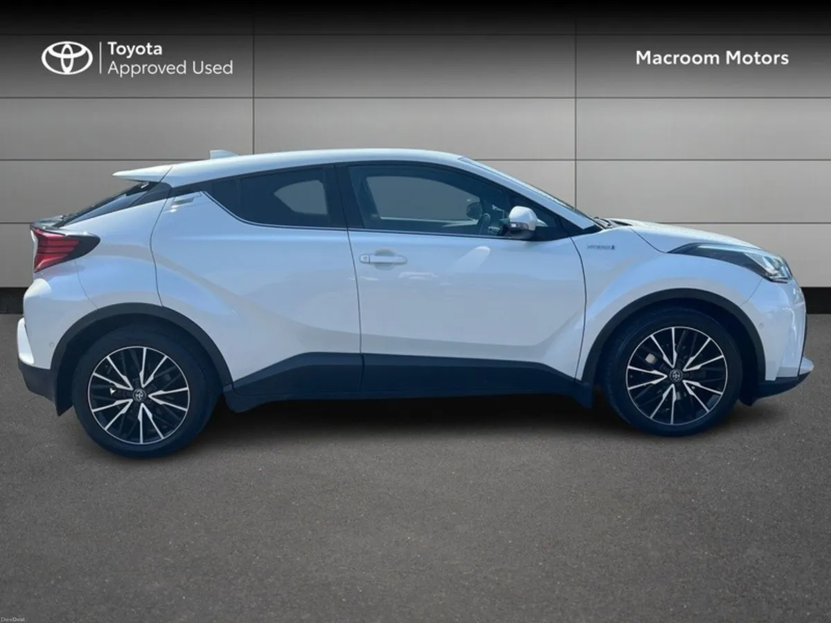 Toyota C-HR 1.8 HYBRID SOL 4DR A AUTO - Image 3