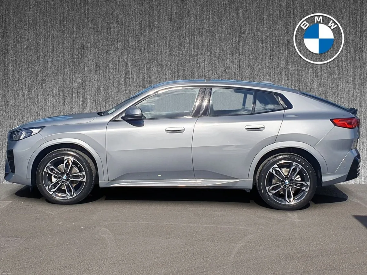 BMW iX2 eDrive20 M Sport - Image 3