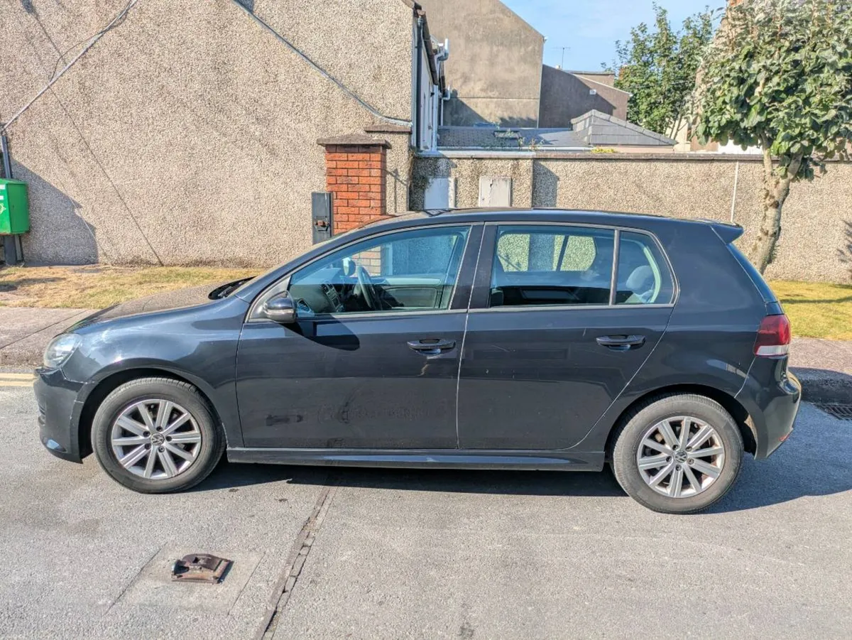 Volkswagen Golf 1.6 TDI Bluemotion - Image 3