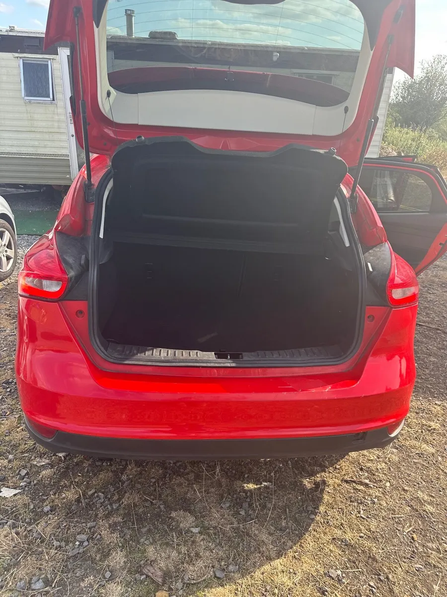 Ford Focus 2015 - Image 5
