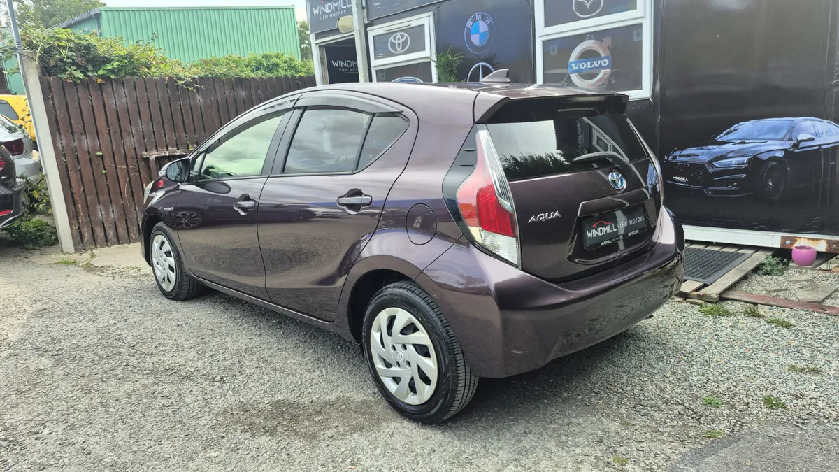 Toyota Aqua 1.5 Hybrid Automatic 2015 - Image 5