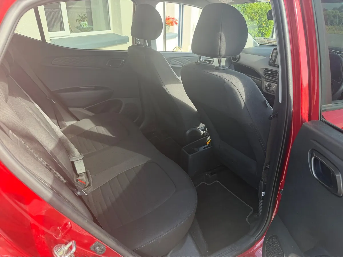 Hyundai i10 2020 - Image 6