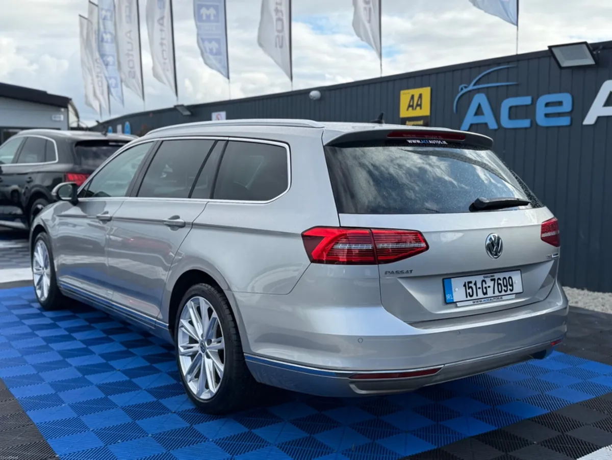Volkswagen Passat HIGHLINE PREMIUM -1.4 PETROL - A - Image 5