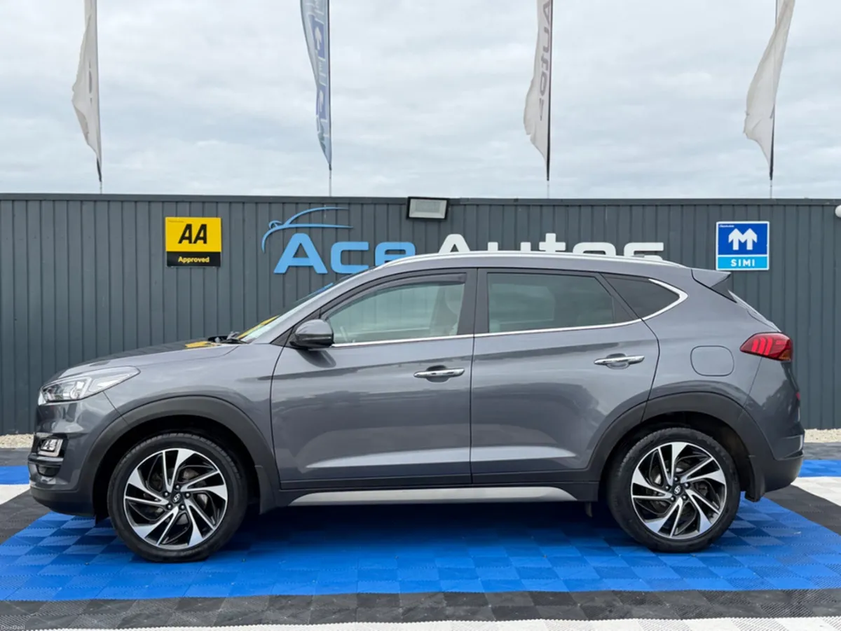 Hyundai Tucson EXECUTIVE PLUS - 1.6 DIESEL - MANUA - Image 4