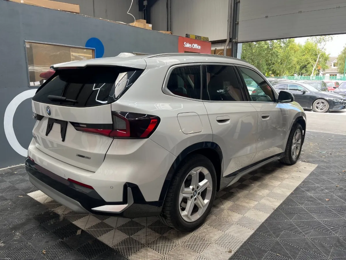 BMW iX1 2024 BMW XDRIVE 30 X LINE AUTOMATIC / CRUI - Image 3