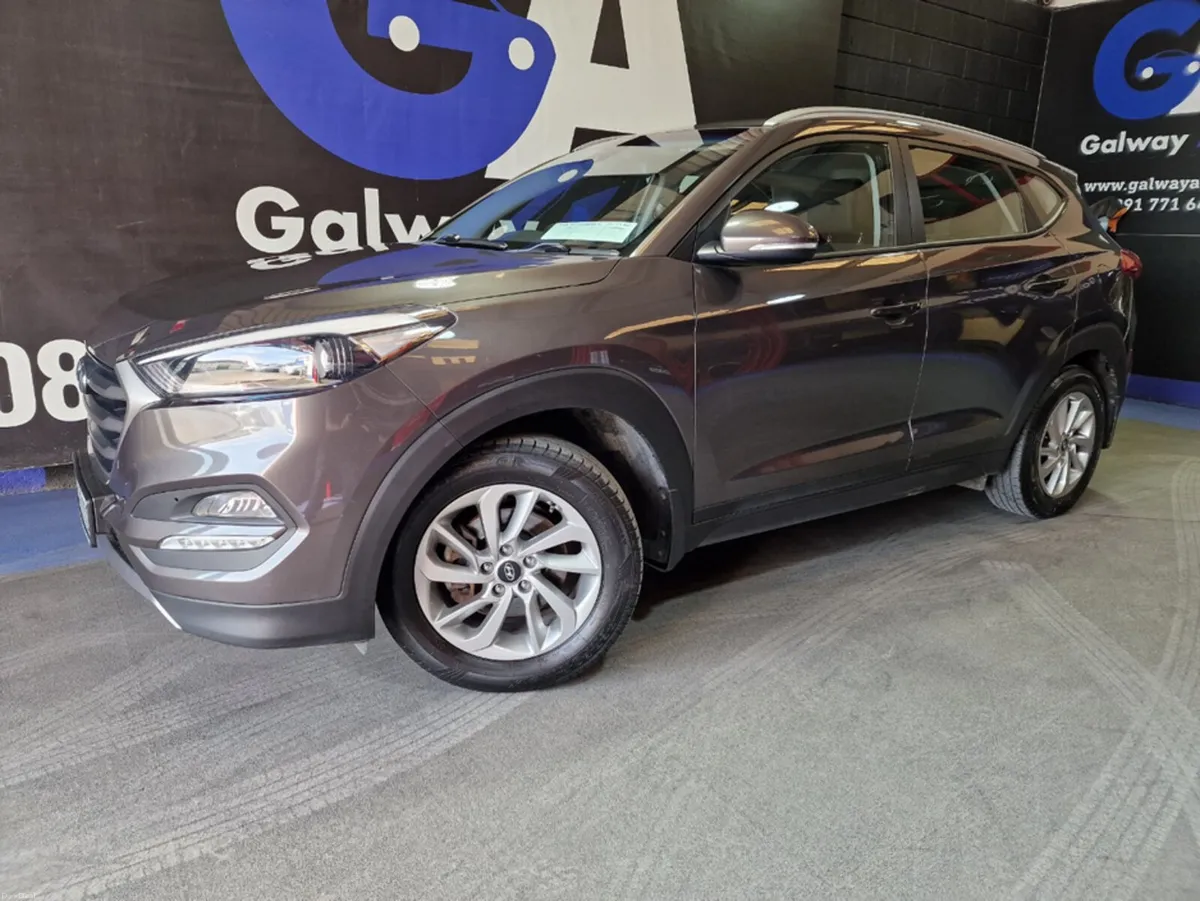 Hyundai Tucson 1.7CRDI ** SAT NAV, REVERSING CAMER - Image 4