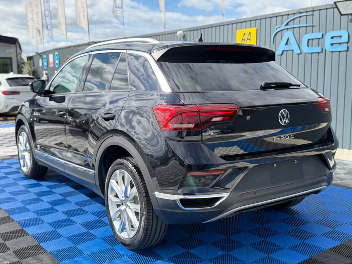 Volkswagen T-Roc SPORT - 2.0L DIESEL - AUTO - 12M - Image 4
