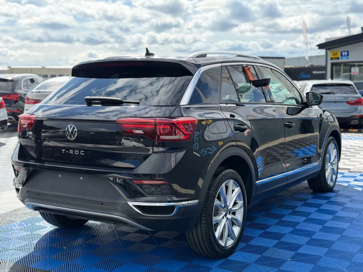 Volkswagen T-Roc SPORT - 2.0L DIESEL - AUTO - 12M - Image 6