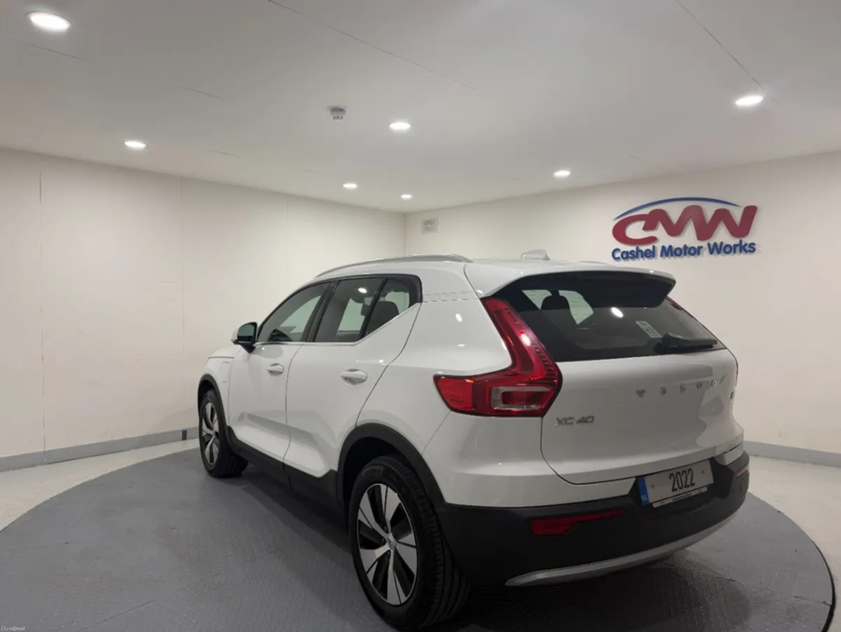 Volvo XC40 T4 RECHARGE CORE PHEV**SAME DAY FINANCE - Image 5