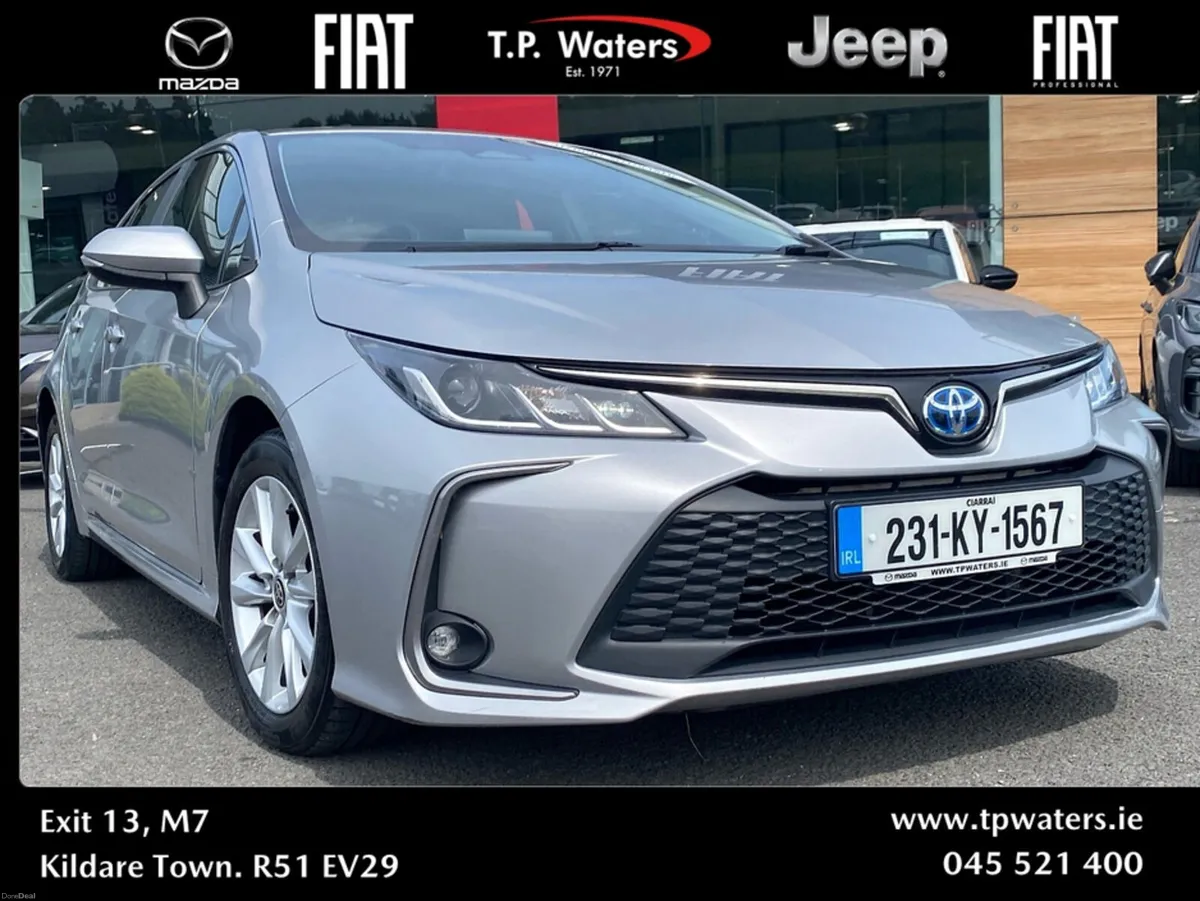 Toyota Corolla HYBRID - LUNA - VERY LOW KM'S - SAM - Image 5