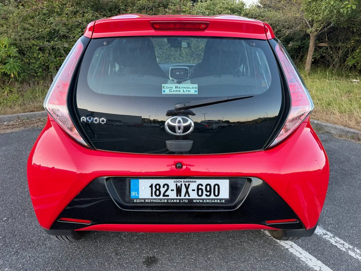 182 TOYOTA AYGO XPLAY - Image 5