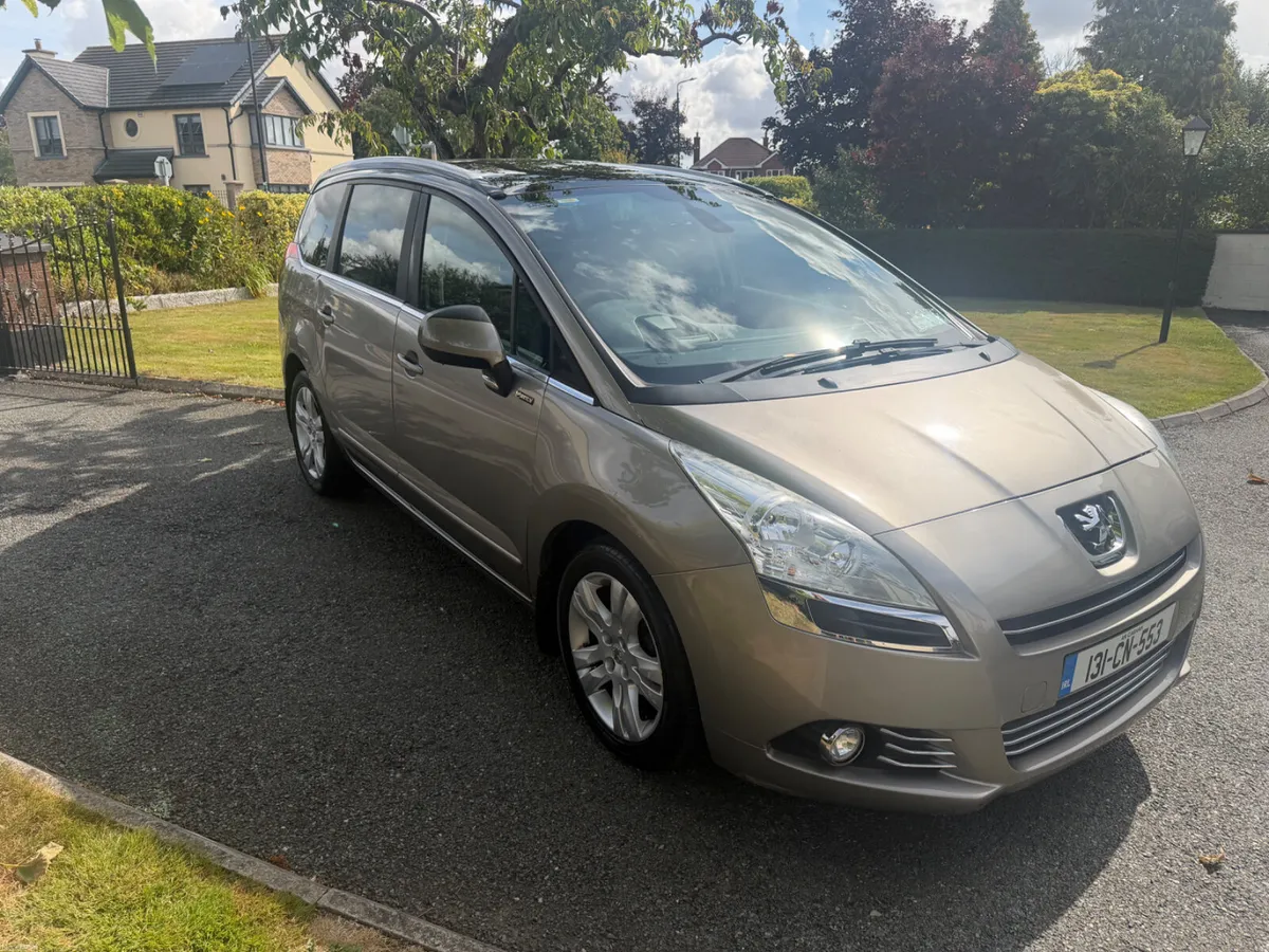 2013 Peugeot 5008 AUTOMATIC 7seat LOW KILOMETRES - Image 3
