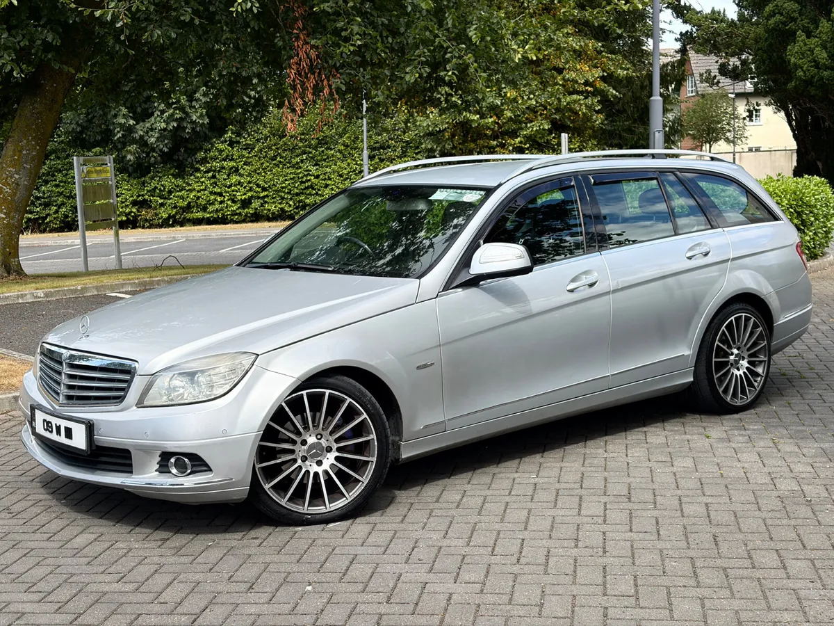 Mercedes-Benz C220 Automatic 2009 new nct 8/27 tax - Image 6