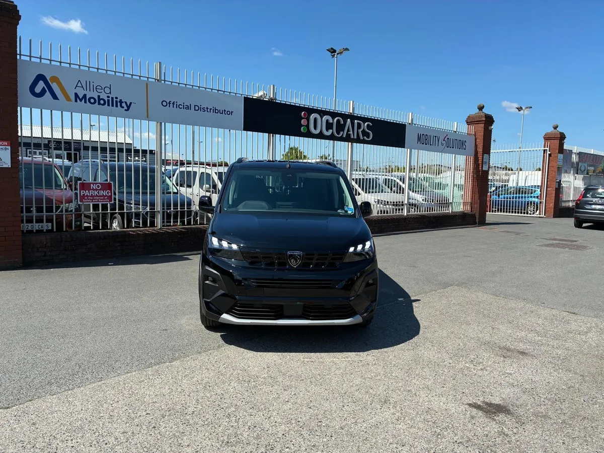 Wheelchair Accessible Taxi Peugeot Rifter5Seats+WC - Image 1