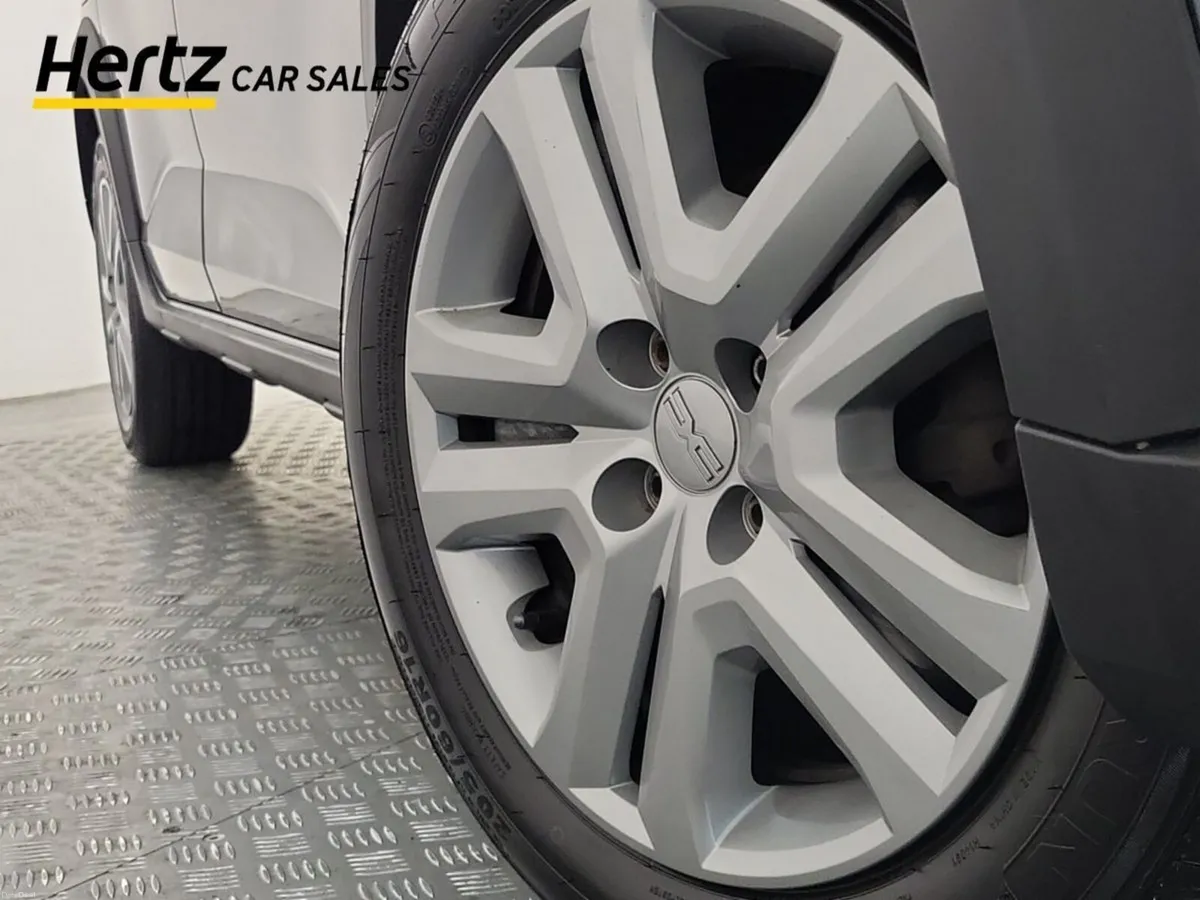 Dacia Sandero Stepway EXPRESSION 1.0 Petrol Manual - Image 6