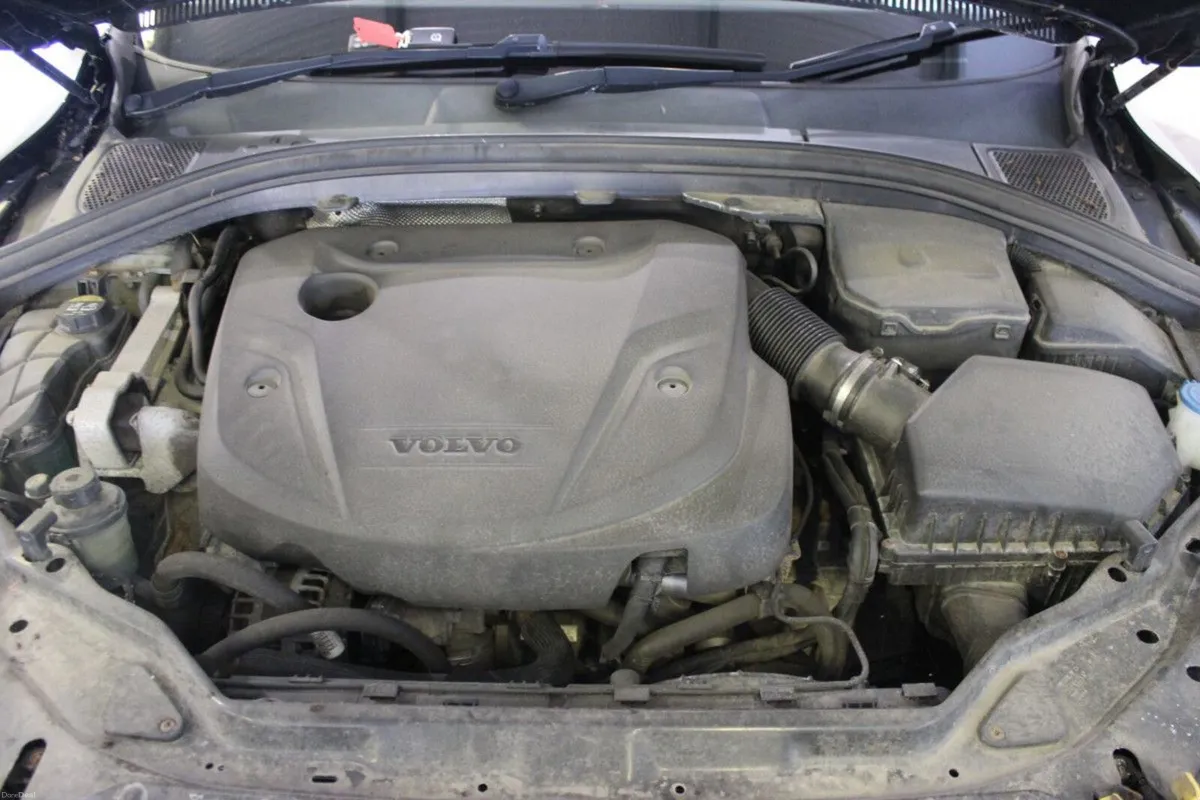 Volvo XC60 D4 (190hp) FWD SE - TENDER 10 - Image 3
