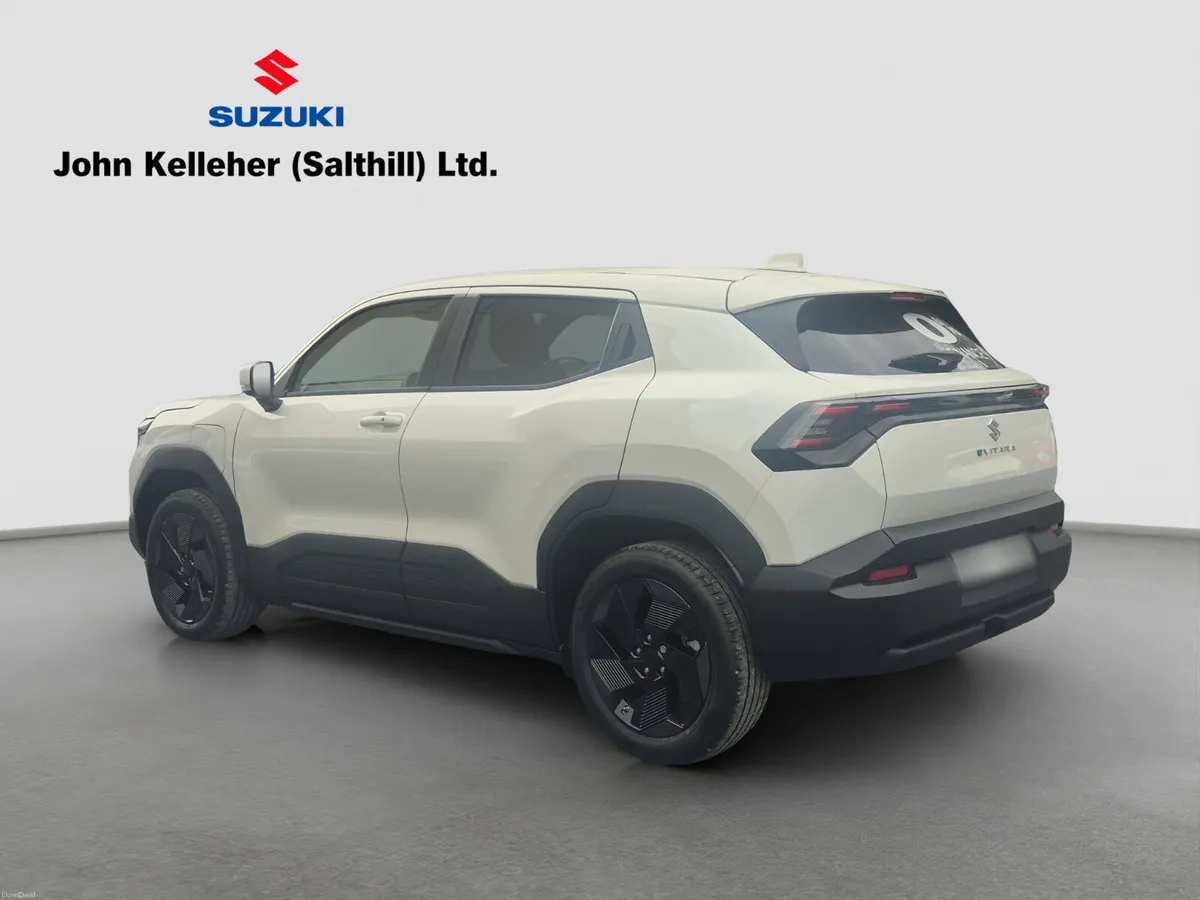 NEW Suzuki e Vitara 61KWH Motion - Image 5