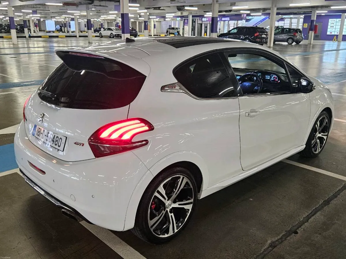 2018 Peugeot 208 GTi - Image 4