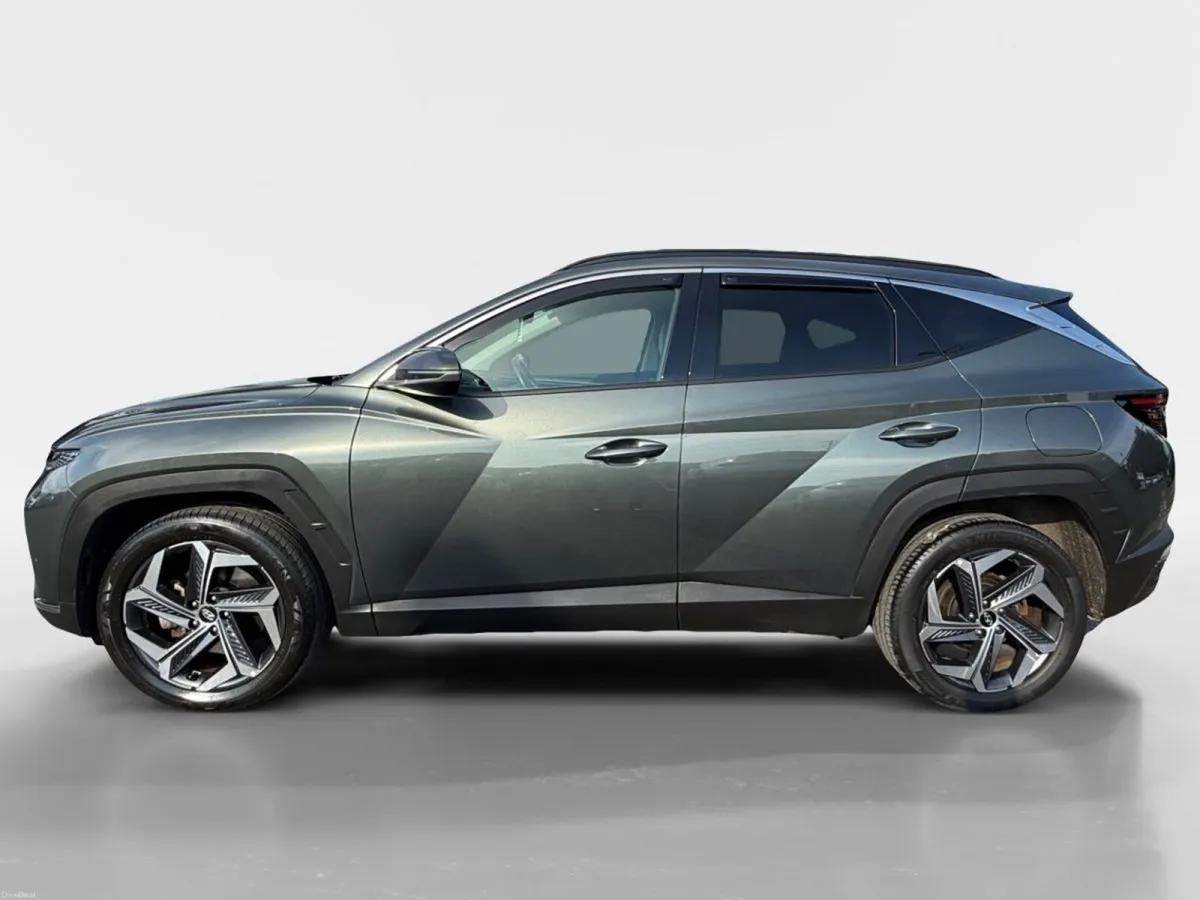Hyundai Tucson 2WD Executive Plus HEV STG Auto - Image 2