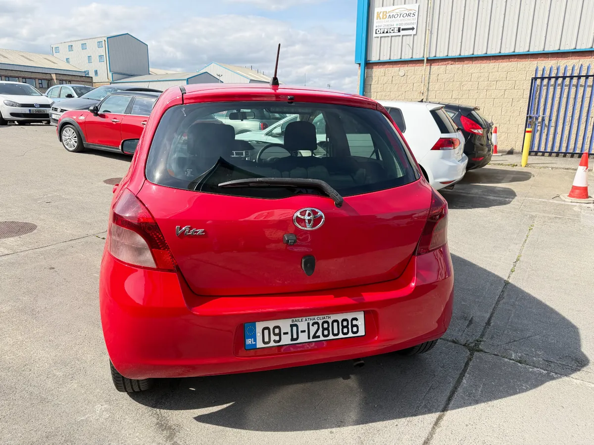 2009,Toyota Vitz SCP90 05DR,Automatic,NCT02/2027 - Image 6